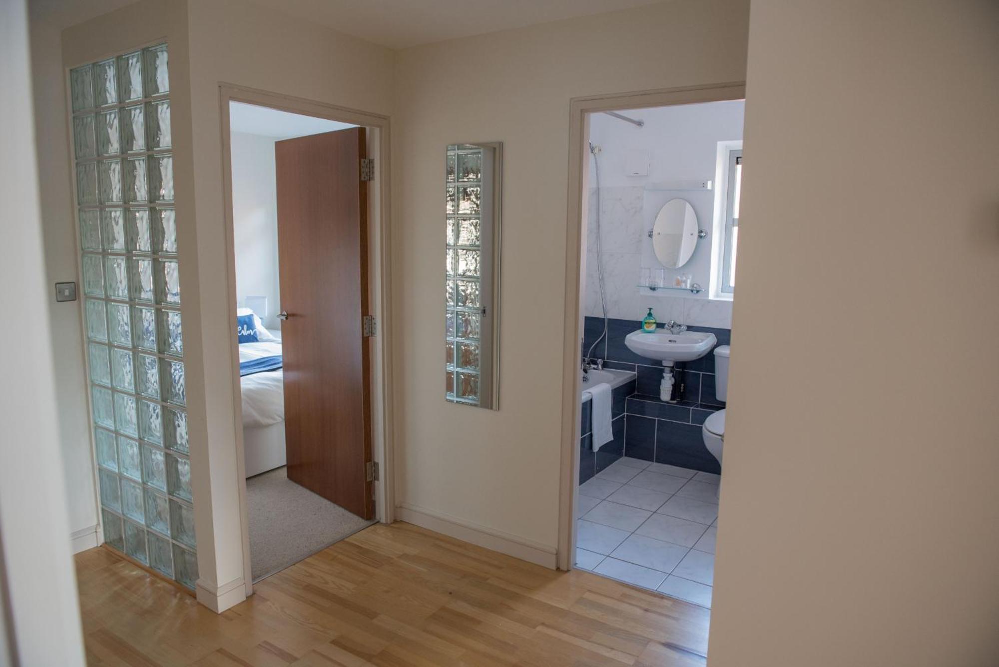 Toothbrush Apartments - Central Ipswich St Peters St ภายนอก รูปภาพ