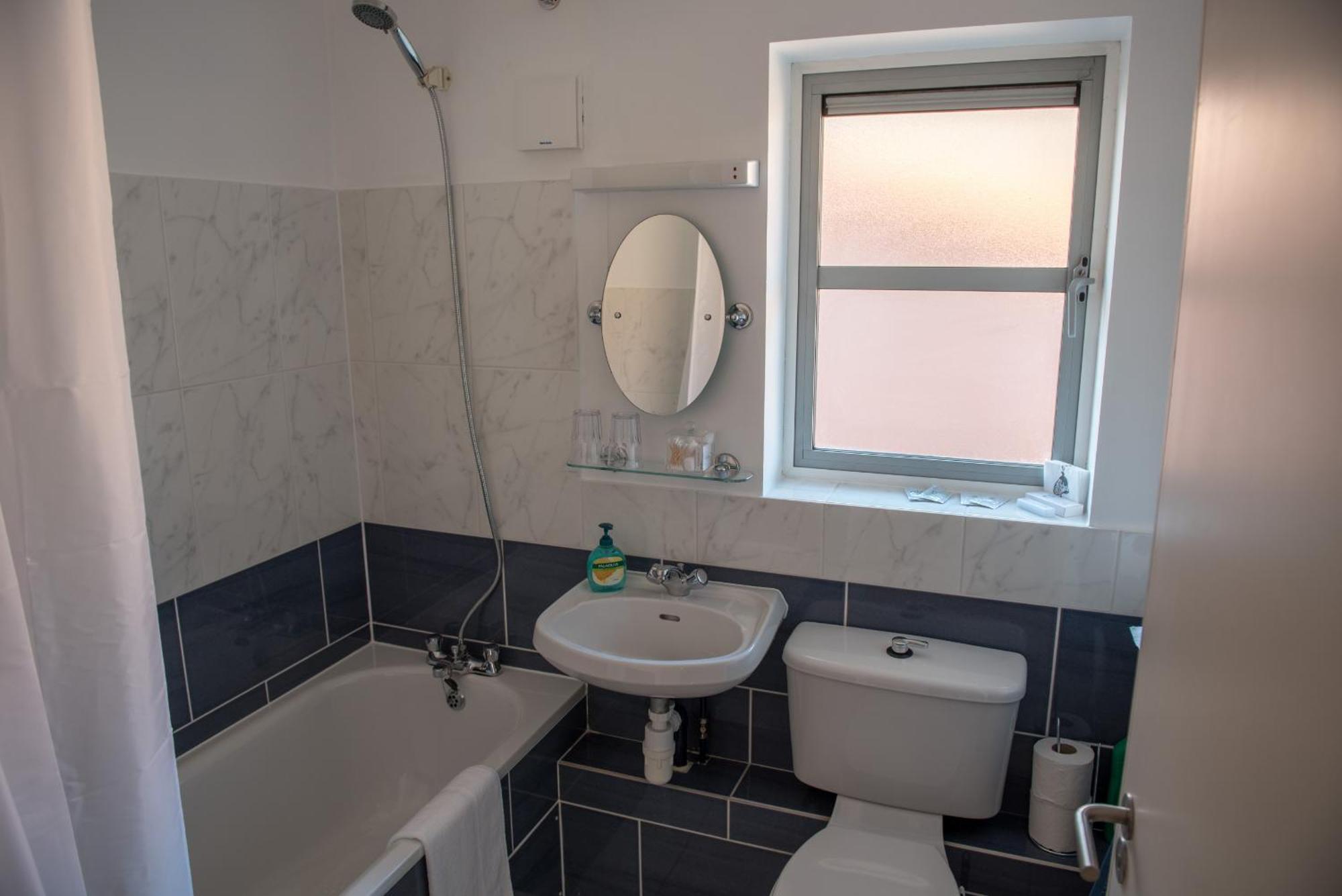 Toothbrush Apartments - Central Ipswich St Peters St ภายนอก รูปภาพ